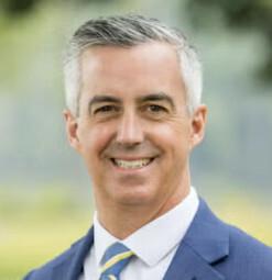Photo of Bob Harvie